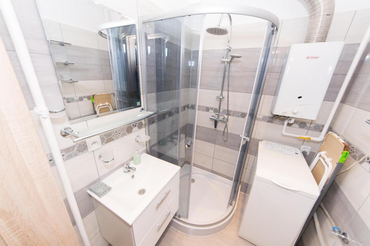 3-Bedroom Flat In City Center P4You Pl Krasków Εξωτερικό φωτογραφία