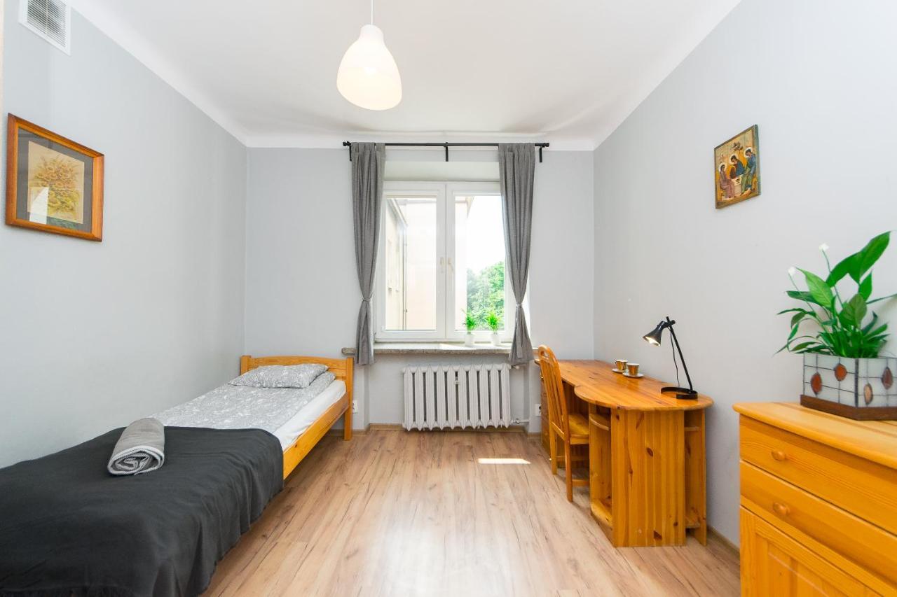 3-Bedroom Flat In City Center P4You Pl Krasków Εξωτερικό φωτογραφία